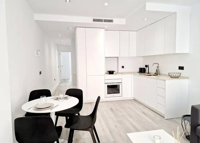 Beautiful Biznaga Apartment